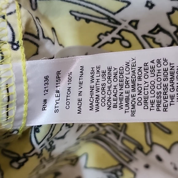 Koi mock wrap scrub top - Picture 6 of 6